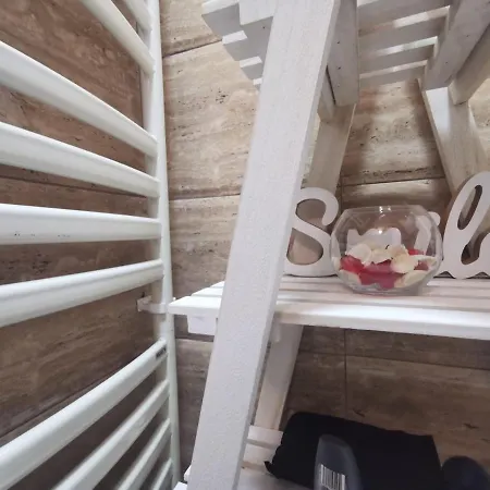 The Location Town アパート *